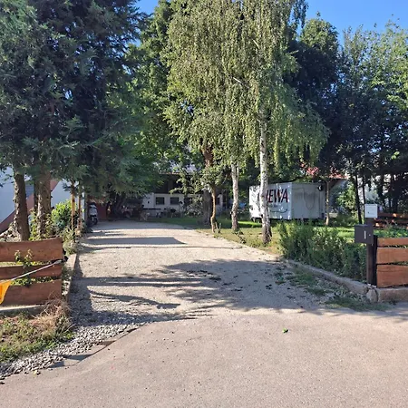 Anett-apartment, Harlandencia 아파트